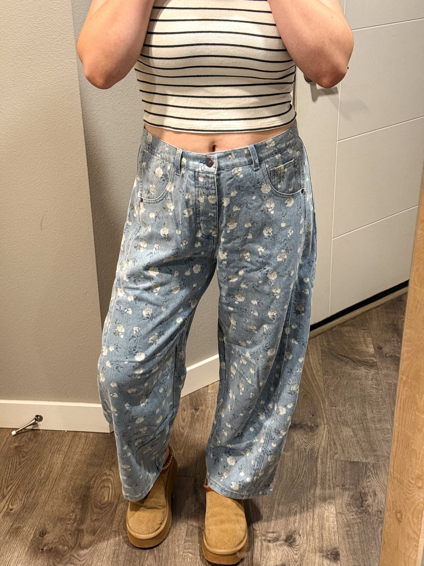 Garden Stroll Barrel Jeans